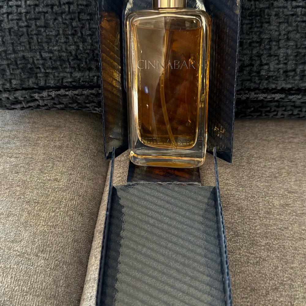 Estee Lauder Fragrance Collection Box - Picture 2 of 3